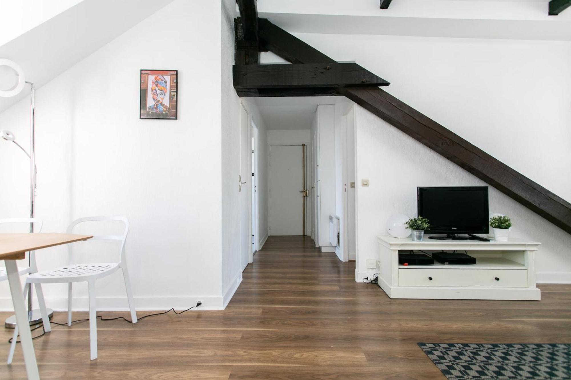 Appartamento Arts Et Metiers & Upper Marais - 1br - Cityapartmentstay Parigi